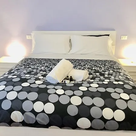 Marconi Apartment